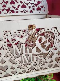 Jolik Wooden Wedding Card Box – Vintage Mailbox Design with Lock for Gift Cards & Money (Mr & Mrs, White)