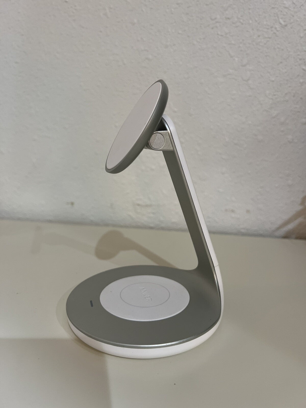 Anker PowerWave Magnetic 2-in-1 Charging Stand for iPhone 12 Series - Light Gray