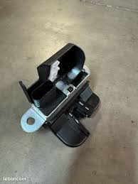 Rear Tailgate Boot Lock Latch Actuator – Trunk Boot Lid Liftgate Lock for VW Golf MK5/MK6, SEAT Leon (5K0827505A, 1P0827505D, 1K6827505E, 5M0827505E, 5ND827505)