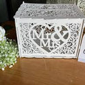 Jolik Wooden Wedding Card Box – Vintage Mailbox Design with Lock for Gift Cards & Money (Mr & Mrs, White)